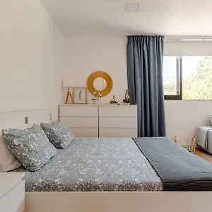 Stylish And Elegant - View And Location In Downton Apartment Coimbra